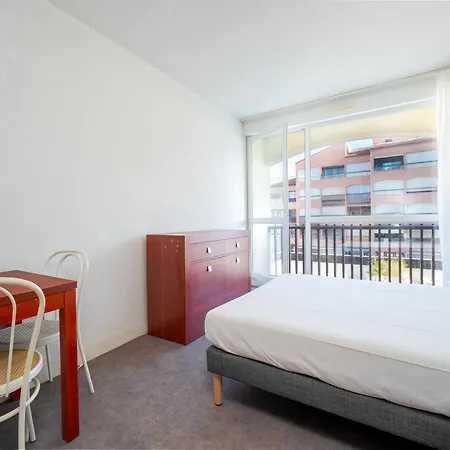 Le St Clair N317 St2 * Agde